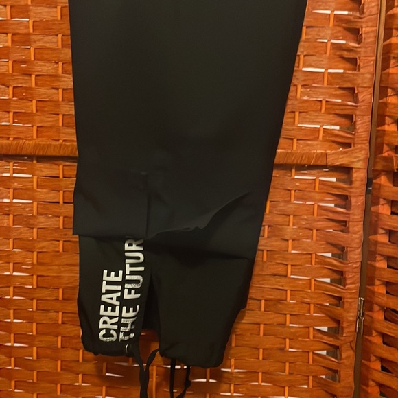 Women’s Active Wear - Picture 7 of 8